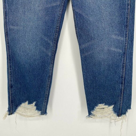 NEW Abercrombie & Fitch Annie High Rise Jeans Size 26 Ankle Straight Crop Blue - Picture 3 of 12
